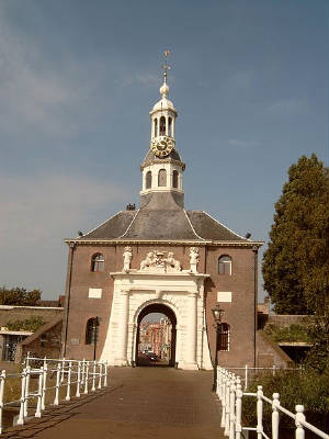 leiden-stadspoort.jpg