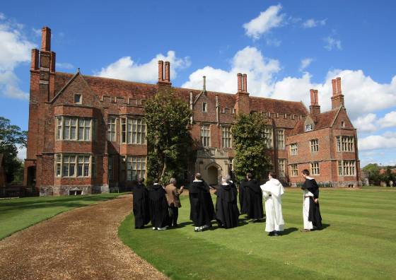 mapledurham-castle.jpg