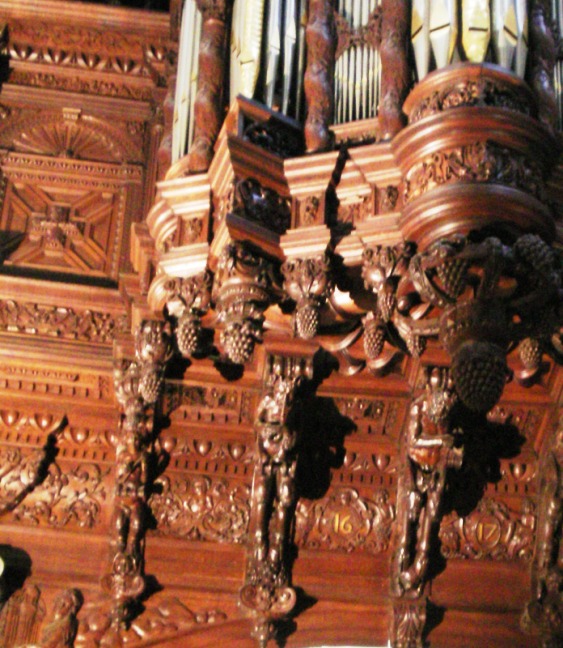 denbosch100_0018-pijnappels-orgel-kl.jpg