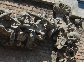 dsc09099middelburg-oostkerk-skeletbijsn.jpg