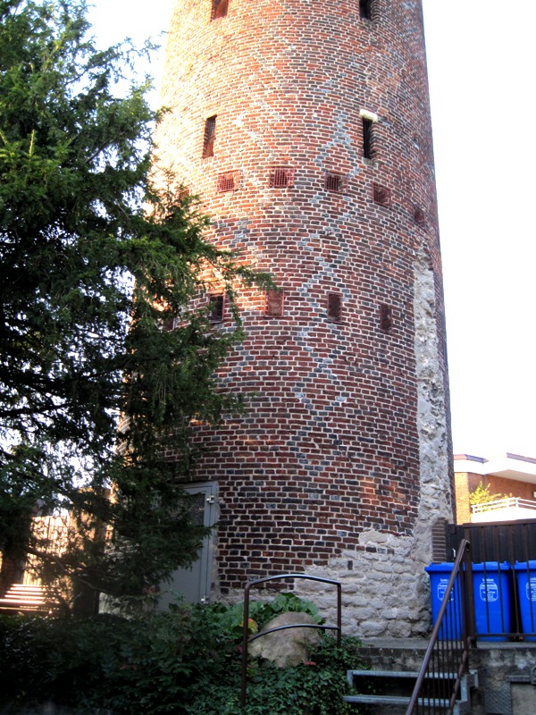 duitsland2009-087borken-kl-windmuhlenturm.jpg