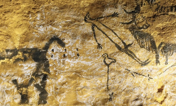 lascaux-vogel-op-paal-kopie.jpg